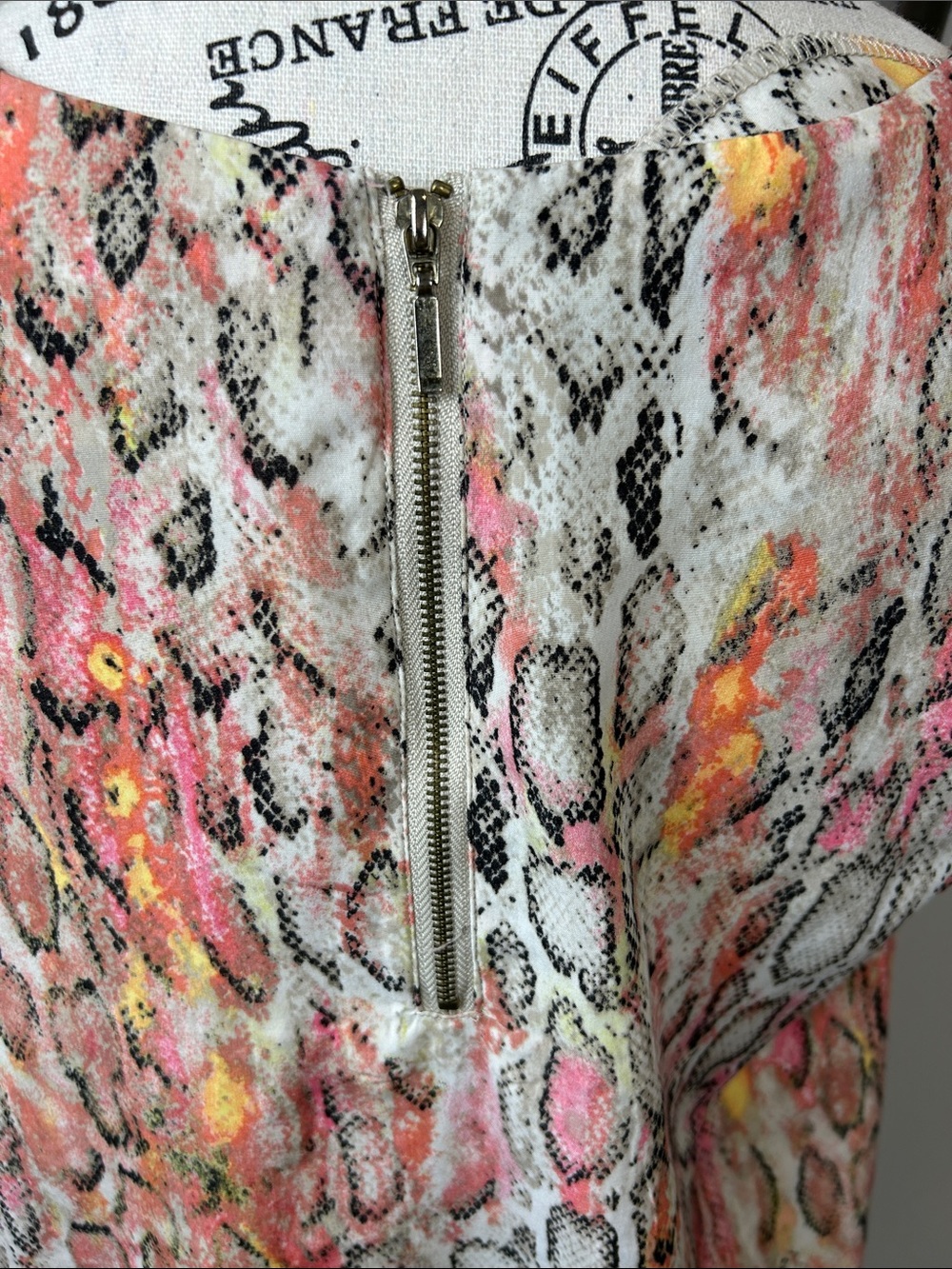 Reitmans Womens Sleeveless Snake Print Blouse Pink Coral XXL Plus Size - Picture 9 of 11